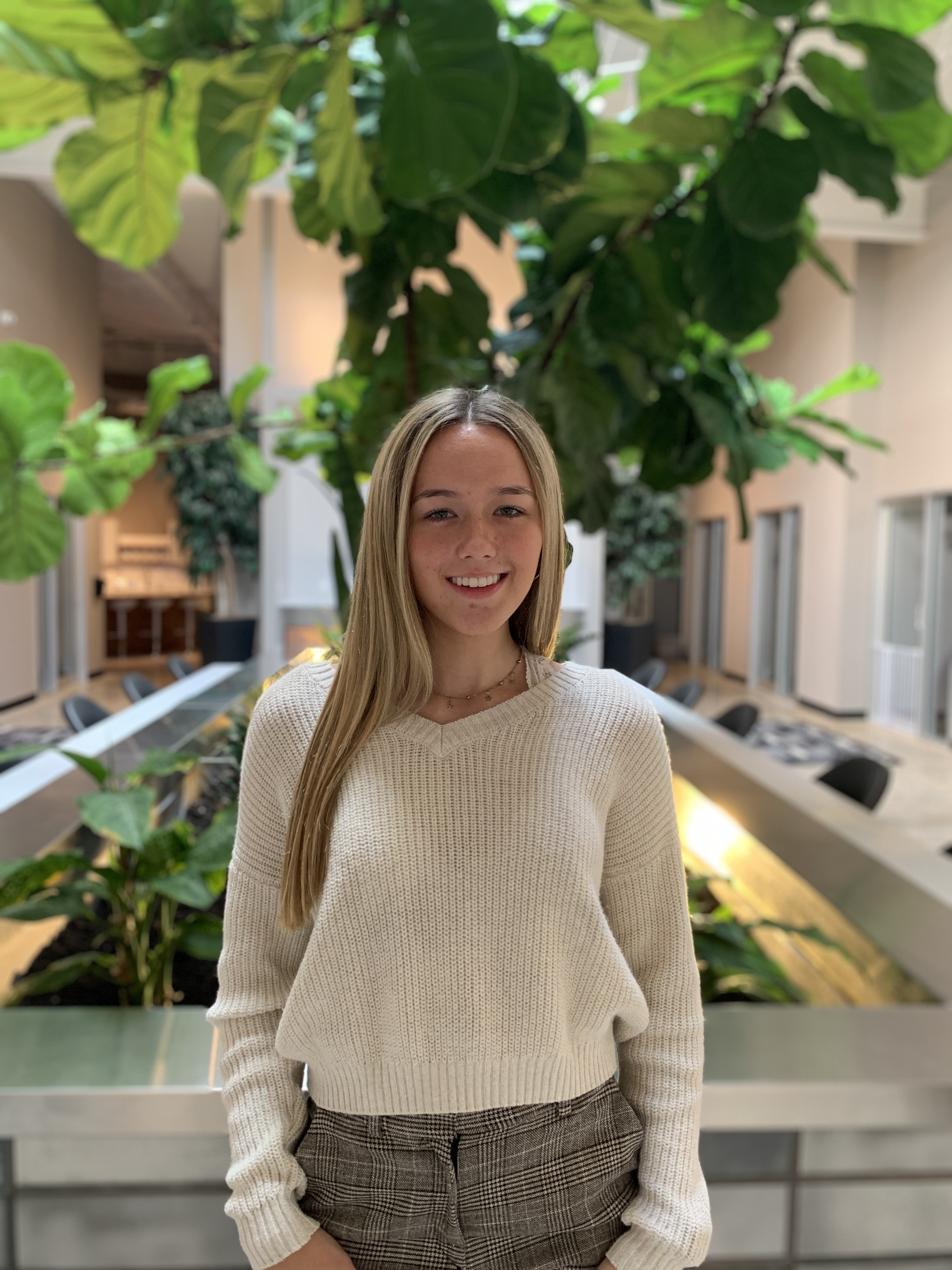 Nicole Meine - Class of 2023 - Riverbend CEO